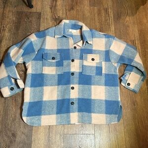 🩵Elan fleece blue & cream shaket medium pit to pit 25 NWT 🩵